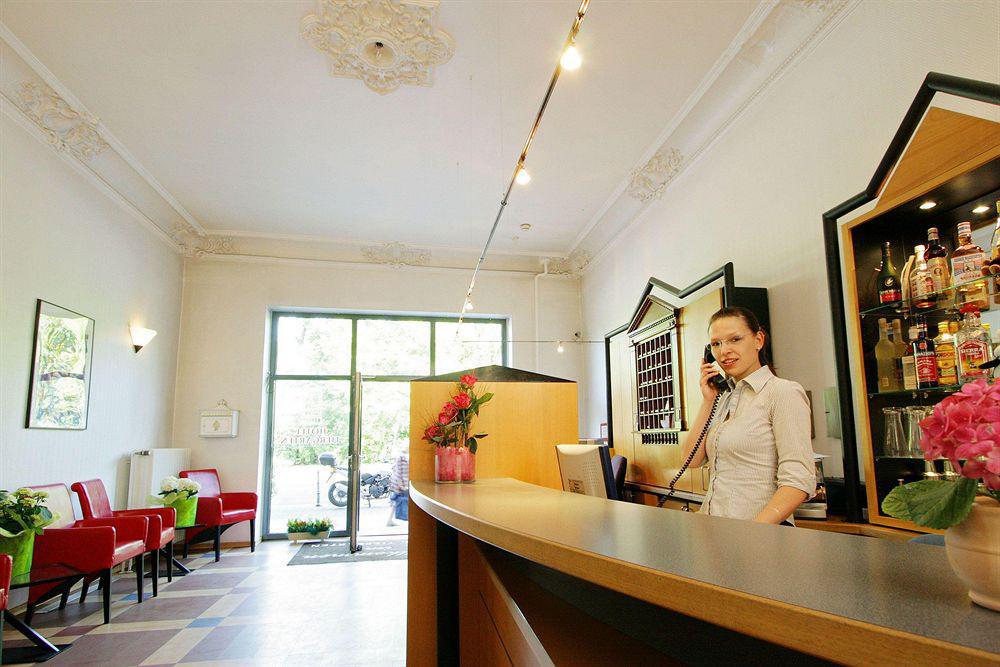 Hotel Tiergarten Berlin Beltér fotó